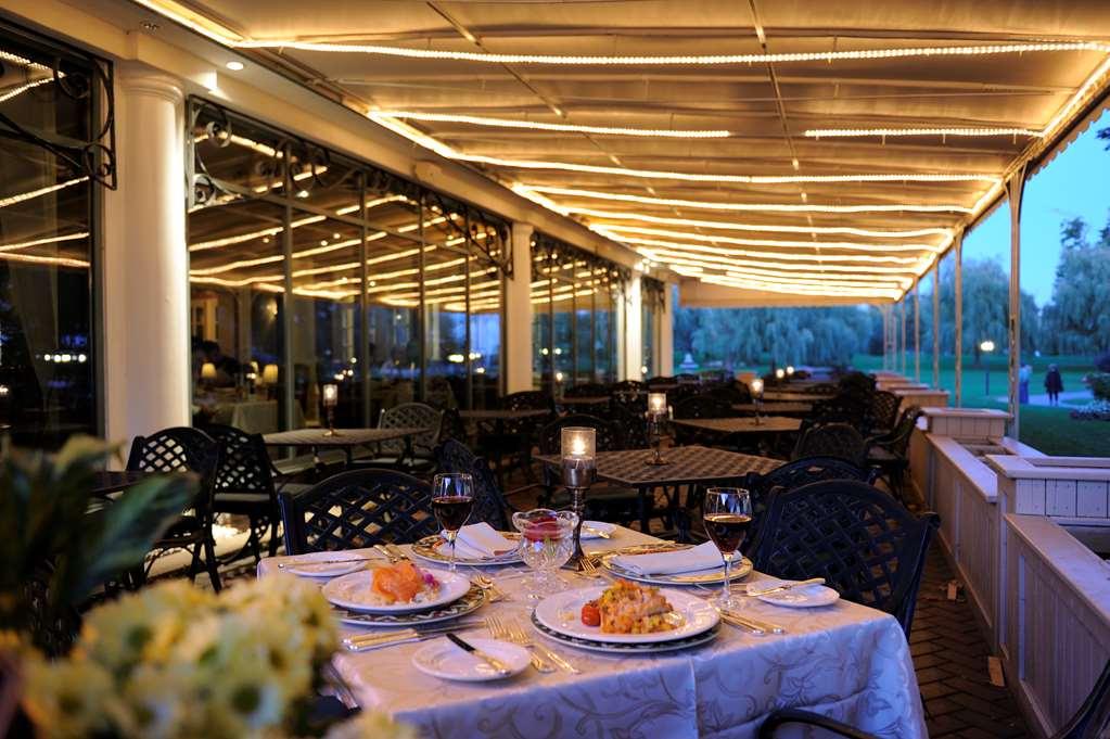 Доотель Стрешнево Водрей Джорион Экстерьер фото The restaurant